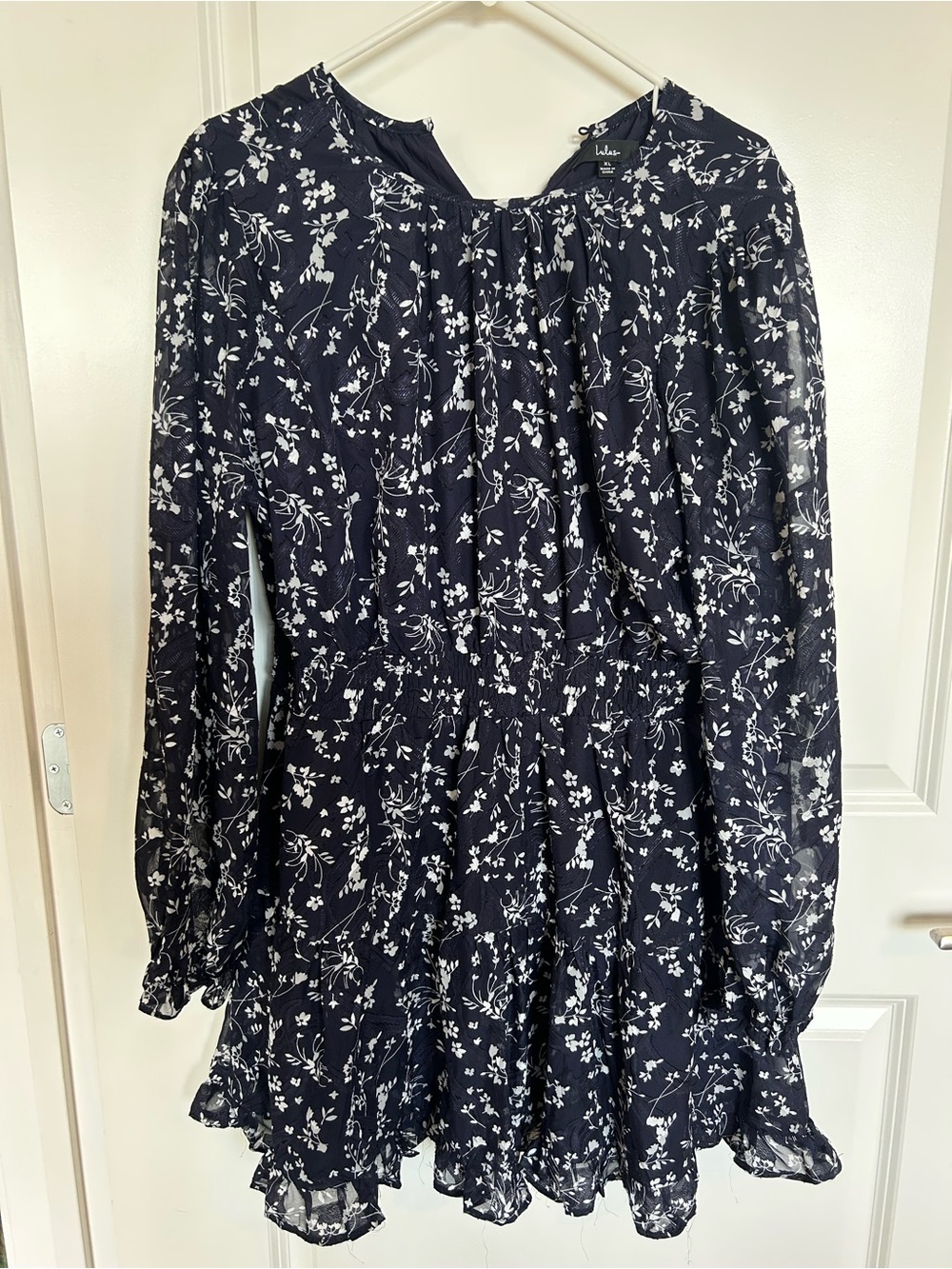 Lulu's Navy Floral Long-Sleeve Mini Dress